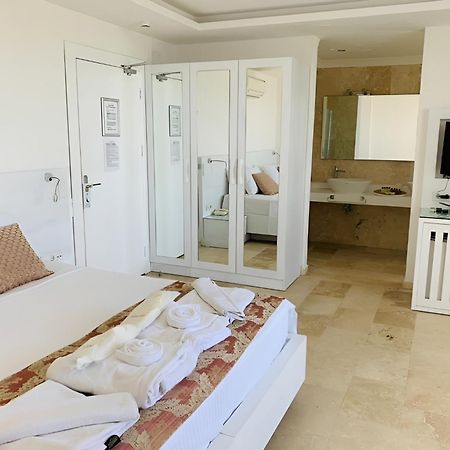 Oasis Hotel (Adults Only) Kalkan Esterno foto