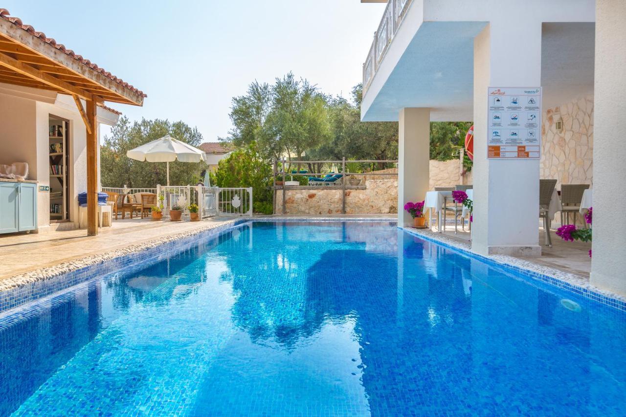 Oasis Hotel (Adults Only) Kalkan Esterno foto