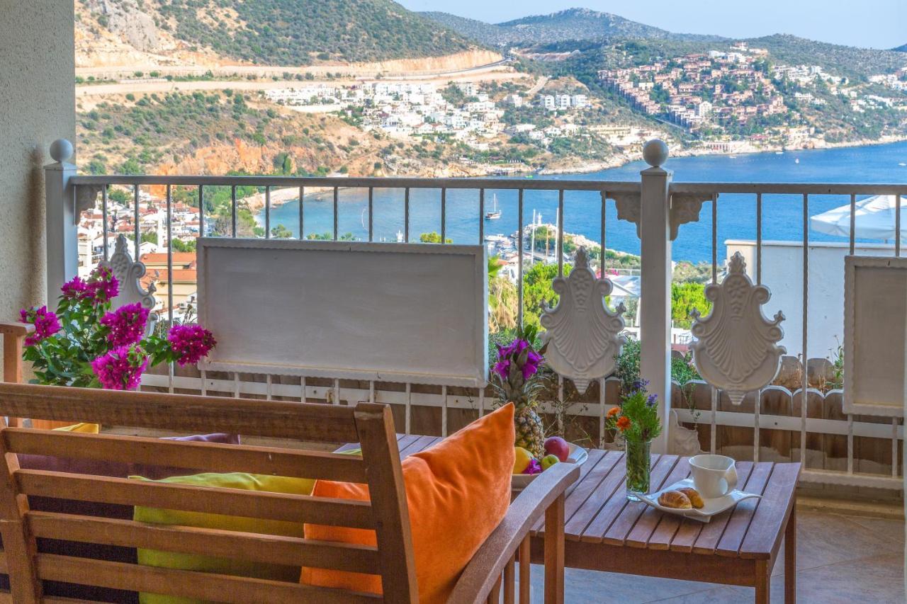 Oasis Hotel (Adults Only) Kalkan Esterno foto
