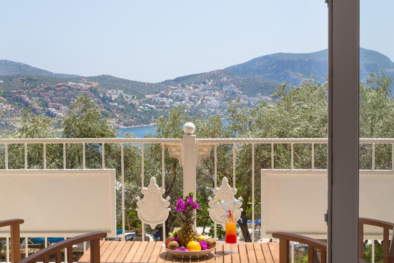 Oasis Hotel (Adults Only) Kalkan Esterno foto