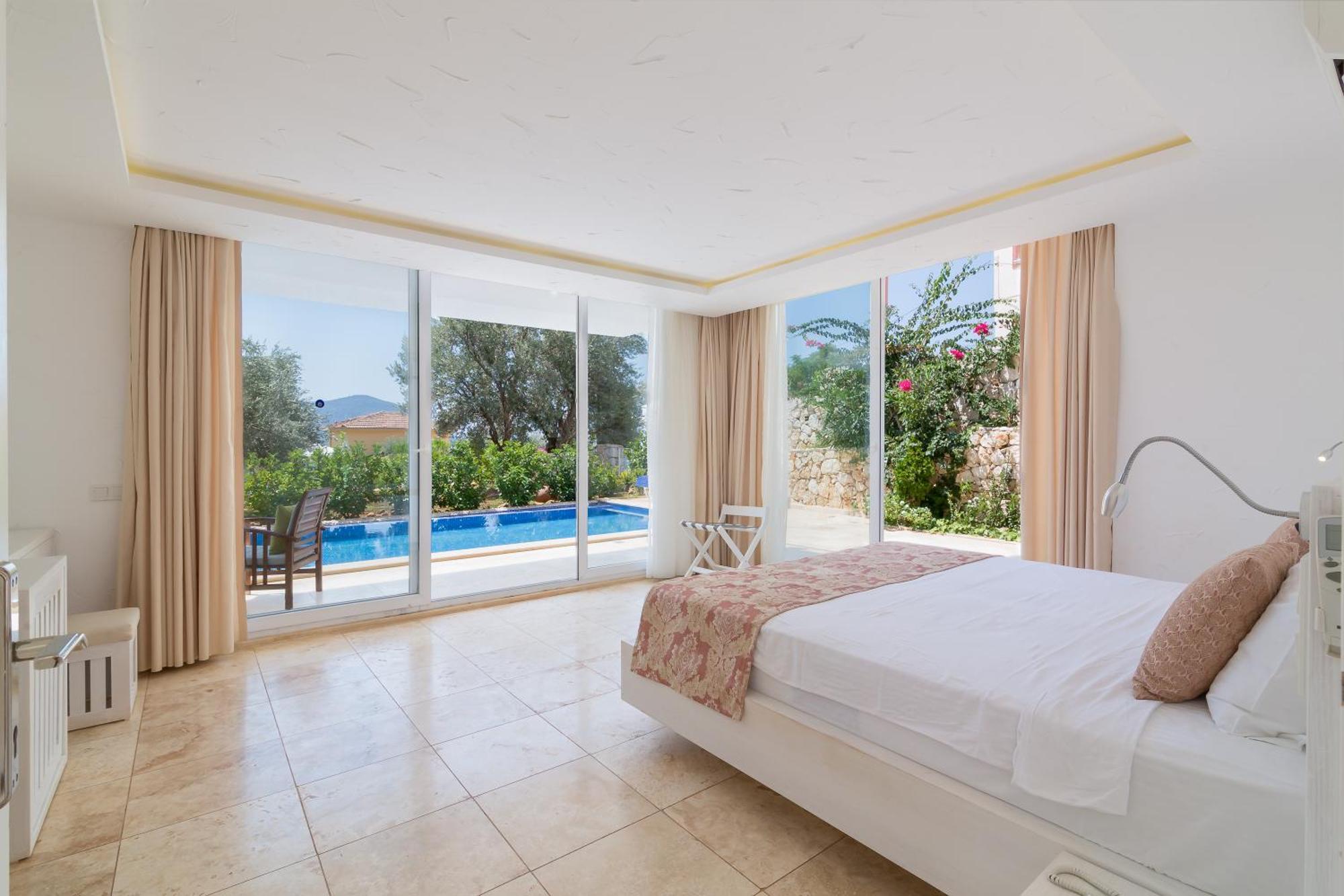 Oasis Hotel (Adults Only) Kalkan Esterno foto
